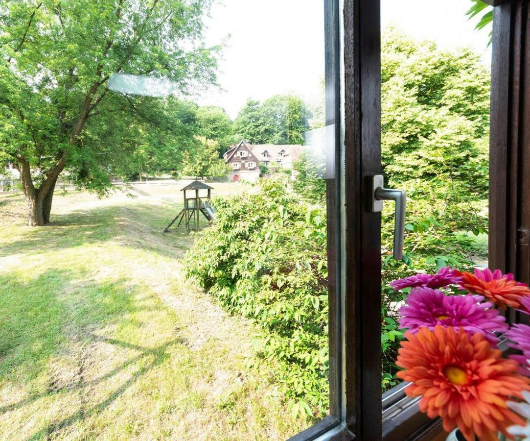 Blumenmeer Appartment Ober-Hambach Exterior photo